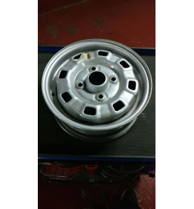 RUOTA ACCIAIO 4.5Cx12 FORD FIESTA 76/89 

STEEL WHEEL4.5Cx12 FORD FIESTA 76/89