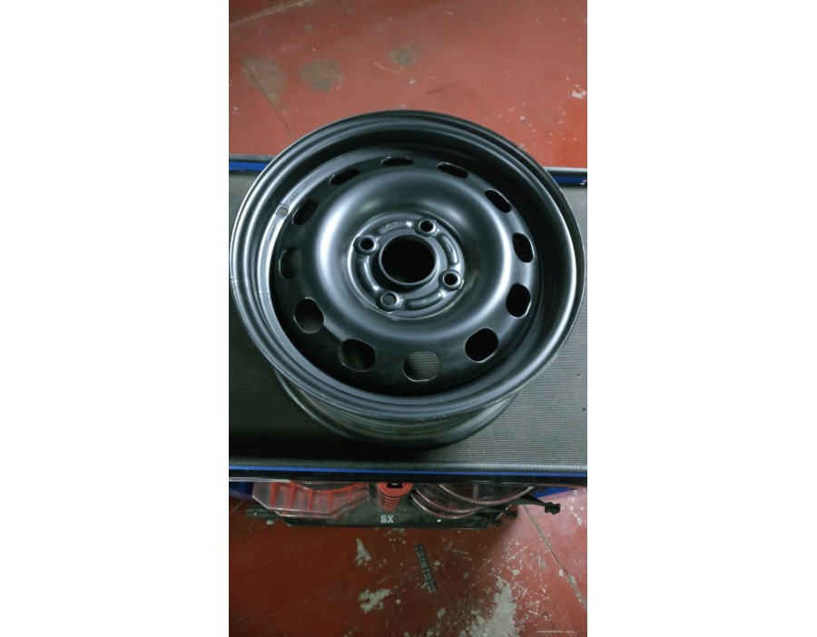 CERCHIO ACCIAIO 6Jx14 FORD ESCORT/ORION 90/95 FORD ESCORT 95/01 


STEEL WHEEL 6Jx14 FORD ESCORT/ORION 90/95 FORD ESCORT 95/01