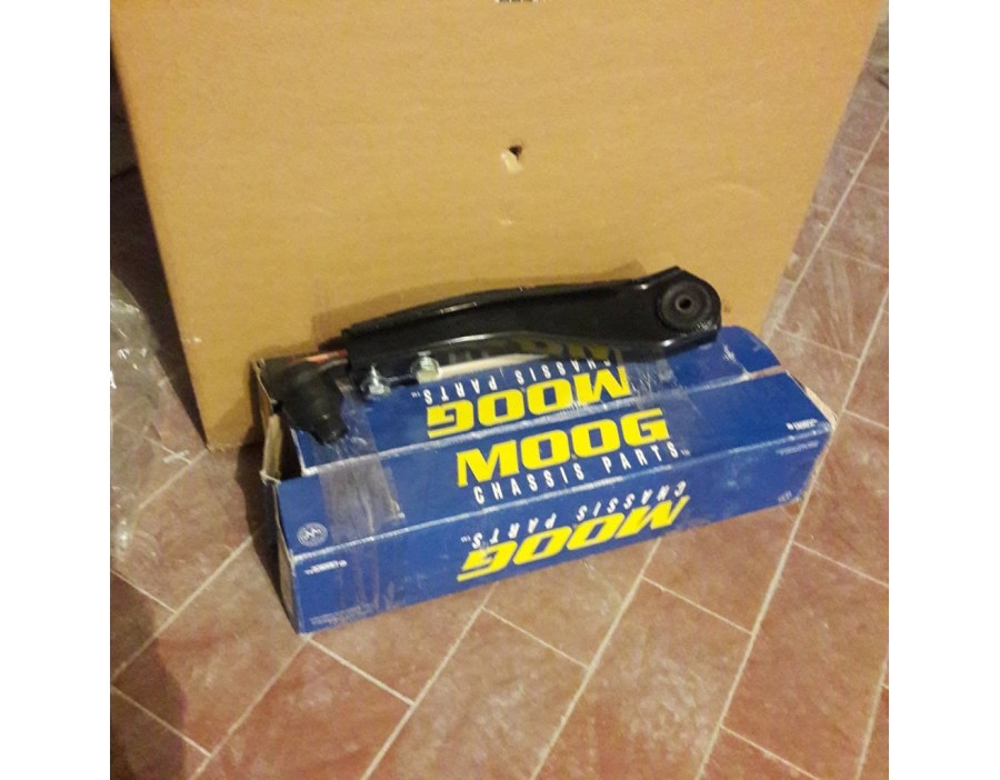 BRACCIO SOSPENSIONE ANT SX CON TESTINA OPEL CORSA - COMBO - OPTC0085