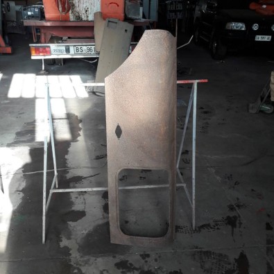 ANGOLARE POST DX CABINA OM40