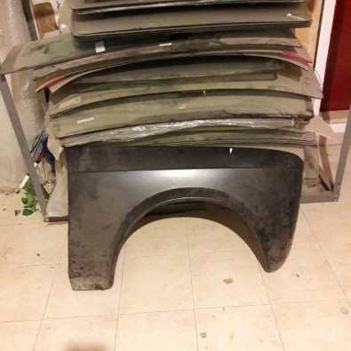 FIAT 128 CL - PARAFANGO ANTERIORE DESTRO - FIAT 128 CL - RIGHT FRONT MUDGUARD -