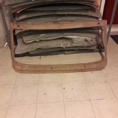 CORNICE OSSATURA RIVESTIMENTO GIROPARABREZZA FIAT 124 - OE 4298773