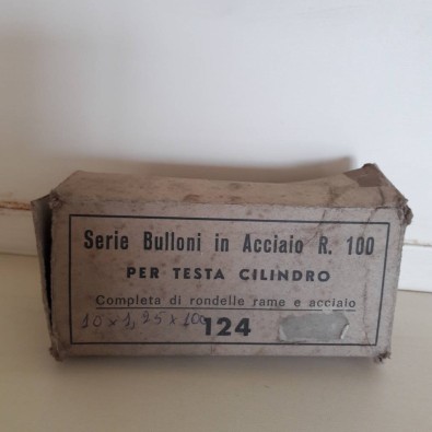 KIT SERIE PRIGIONIERI BULLONI TESTATA FIAT 124 - KIT SERIES PRISONERS BOLTS TESTED FIAT 124