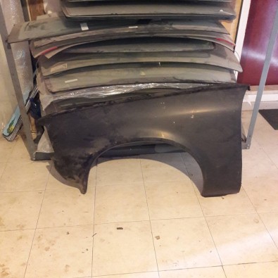 PARAFANGO ANTERIORE SINISTRO FORD CORTINA MK4-5 - 76-82 - FRONT FENDER LEFT FORD CORTINA MK4-5 - 76-82 -