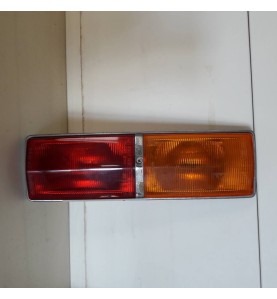 Fanale posteriore sinistro Fiat 124 prima serie -  Rear light left Fiat 124 first series -