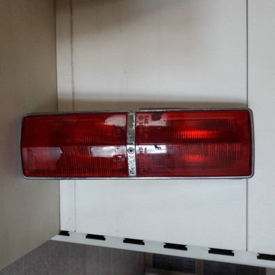 Fanale posteriore destro Fiat 124 prima serie - Right rear light Fiat 124 first series -