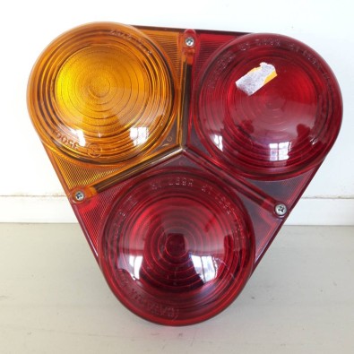 Fanale posteriore sx con luce targa Autocarro Fiat 682-690 - Tail light left with license plate light Fiat 682-690 -