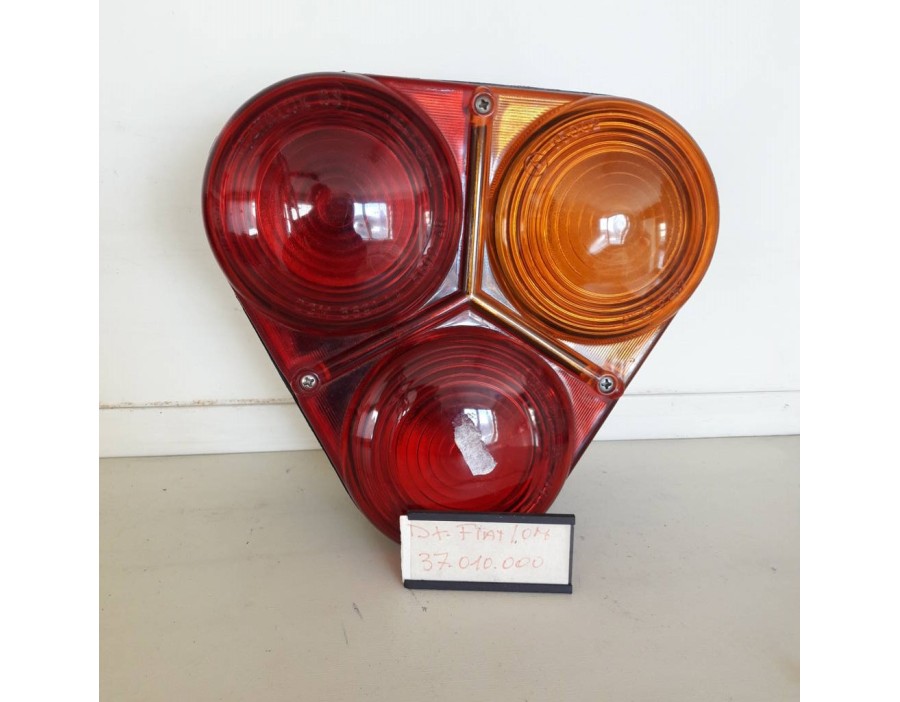 Fanale posteriore dx  Autocarro Fiat 682-690 - Tail light right  Fiat 682-690 -