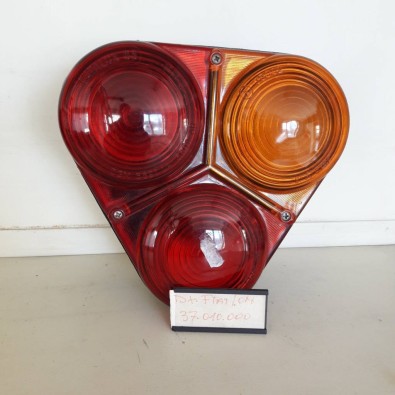 Fanale posteriore dx  Autocarro Fiat 682-690 - Tail light right  Fiat 682-690 -