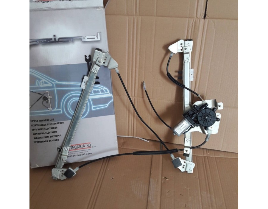 Alzavetro anteriore dx BMW 3 E46 98-05 - oe 51337020660 - Right front window regulator BMW 3 E46 98-05 - oe 51337020660 - Alzavetro anteriore dx BMW 3 E46 98-05 - oe 51337020660 - Right front window regulator BMW 3 E46 98-05 - oe 51337020660 -