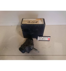 Cilindretto posteriore 625 N3 Svama 5301111901 Metelli 040017 - Rear brake cylinder 625 N3 Svama 5301111901 Metelli 040017 -