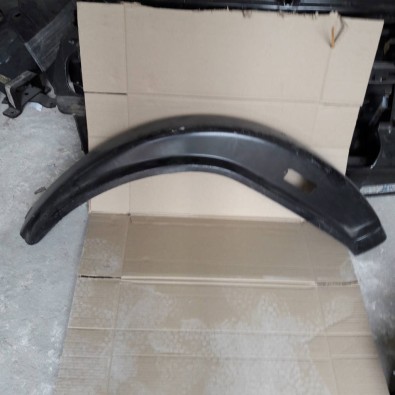 Parafango anteriore sx- parte  anteriore- Iveco 190 - oe 4748335 -  Front mudguard left-front - Iveco 190 - oe 4748335 -