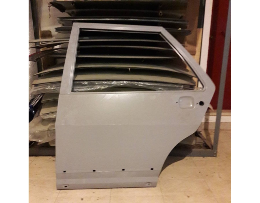 7572110 Porta posteriore sx Fiat Regata  - Ricambio Originale -  7572110 Left rear door Fiat Regata - Original part -