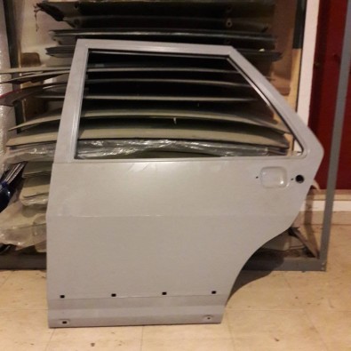 7572110 Porta posteriore sx Fiat Regata  - Ricambio Originale -  7572110 Left rear door Fiat Regata - Original part -