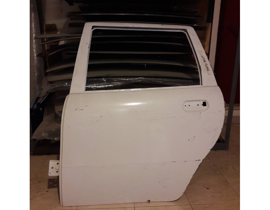 Porta posteriore sx Fiat Punto - Ricambio originale - Left rear door Fiat Punto - Original spare part - Porta posteriore sx Fiat Punto - Ricambio originale - Left rear door Fiat Punto - Original spare part -