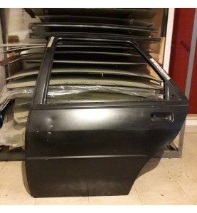 Porta posteriore sx Ford Fiesta 89 - Rear left door Ford Fiesta 89 - Leggera ammaccatura