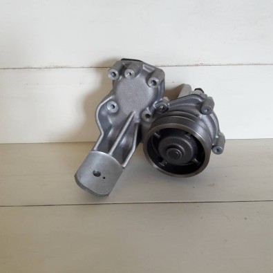 Pompa acqua Lancia Prisma 1900 c/coperchio - oe 7542076 - Water pump