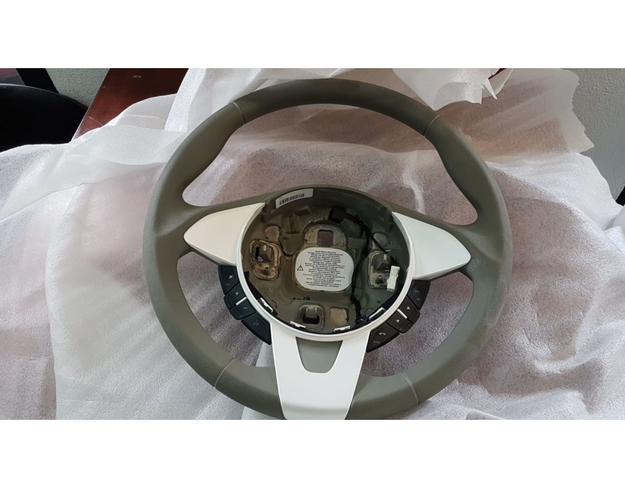 STEERING WHEEL FOR FORD KA 08/14 WITH AUTORADIO CONTROLS
1567633  VOLANTE GUIDA PER FORD KA 08/14 CON COMANDI AUTORADIO