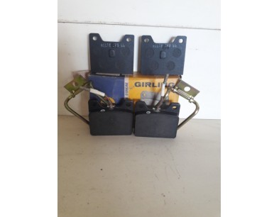 Serie Pastiglie Pattini freno post Peugeot 504 68-71 - Girling 64932396 - Rear brake pads