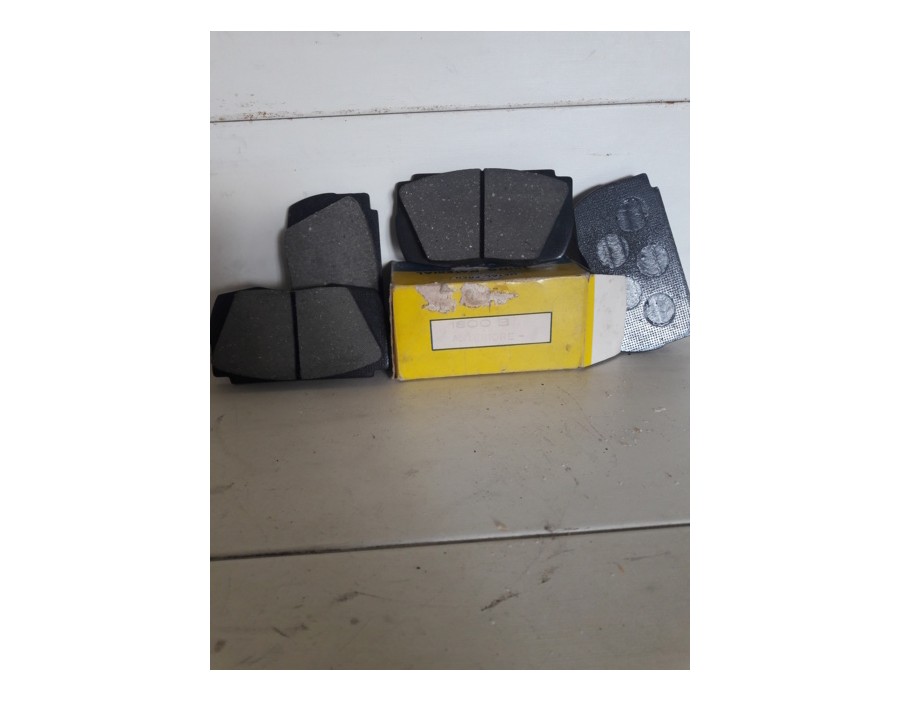 Serie pastiglie pattini freno ant Fiat 1500  1600 1800 1800B - Front brake pads - spessore 15