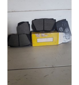 Serie pastiglie pattini freno ant Fiat 1500  1600 1800 1800B - Front brake pads - spessore 15