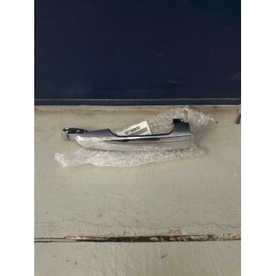 5716A032 Maniglia porta ant sx Mitsubishi L200 2006-2009 - Ricambio originale - Left door handle MIT L200 06-09