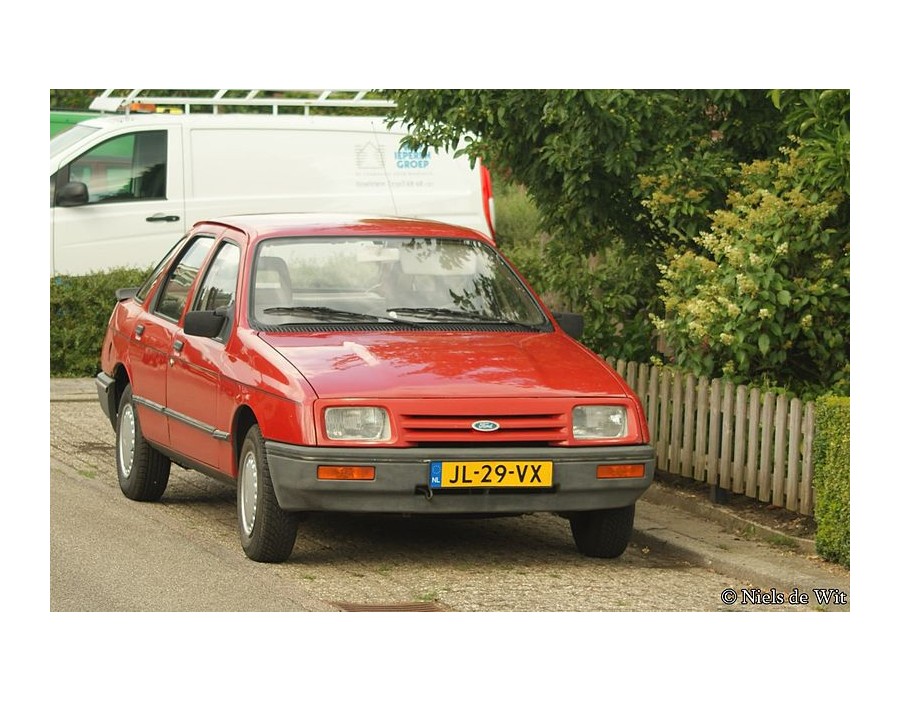 Faro Fanale Proiettore dx H4 Ford Sierra 82-88 - Valeo 061958 - Right headlight Ford Sierra 82-88