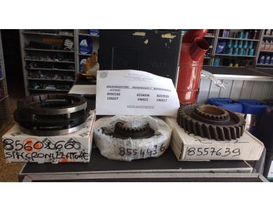 8557639 Ingranaggio 2a marcia  IVECO - 8557639 2nd gear  IVECO - 180 NC - 619 N - 300