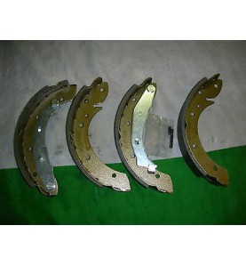 SERIE GANASCE FRENO 
MARCHIO JURID COD.361179D
CITROEN 
PEUGEOT 104
RENAULT R4--R5