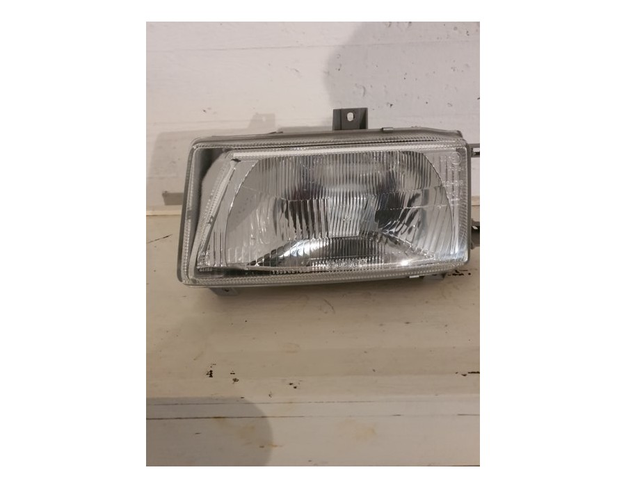 1307022166 Faro Fanale Proiettore Ant sx Bosch Seat Ibiza 93-99 - Left headlight Seat Ibiza 93-99 1307022166 Faro Fanale Proiettore Ant sx Bosch Seat Ibiza 93-99 - Left headlight Seat Ibiza 93-99