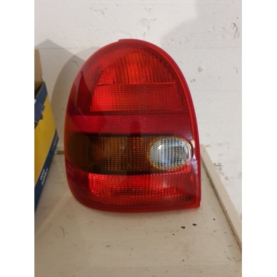 62105 Fanale posteriore sx Valeo Opel Corsa B 93-00 3 porte - Rear Left light Corsa B 93-00 3 doors