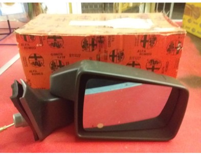 SPECCHIO RETROVISORE ESTERNO DESTRO MANUALE ALFA ROMEO PER ALFA 75  ARTICOLO 60527844