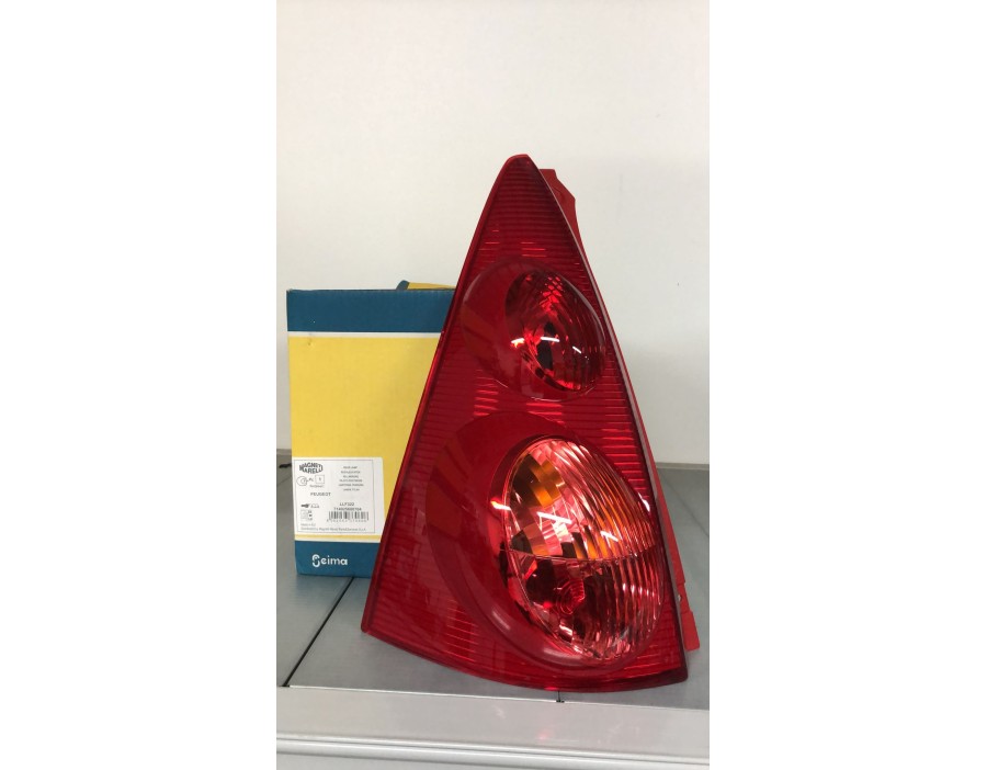 LLF322 Fanale post sx corpo rosso Peugeot 107 05-12 - Originale Marelli - Rear left red body light Peugeot 107 05-12