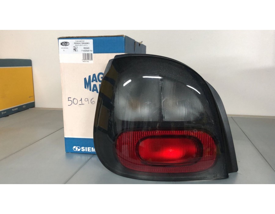 62243 Fanale post sx Renault Megane Scenic 96-99 - Originale Marelli - Rear left light Megane Scenic 96-99 - Genuine Marelli