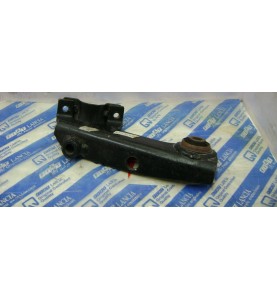 82375480 Staffa post dx Lancia Delta 4X4