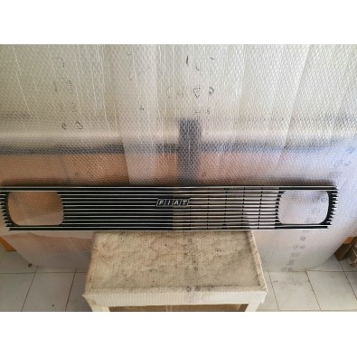 4633717 Griglia Mascherina Fiat 128 CL - Originale Fiat - Front Grill Fiat 128 CL - Genuine Fiat