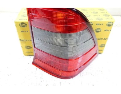 9EL146526041 Fanale post dx Mercedes C W202 SW - Originale Hella